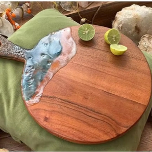 Usine prix de gros en bois massif océan eau résine Art en bois planche à découper personnalisée planche à découper pour cuisine restaurant - Product Image 1