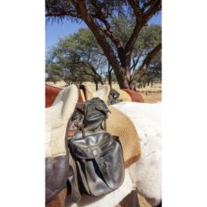 กระเป๋าหนังแท้คุณภาพสูงของ Y & Z คุณภาพระดับพรีเมียมอุปกรณ์ม้ามีหลายสีทำจากอินเดีย - Product Image 1