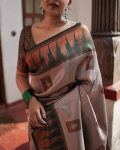 ชุดเดรสผ้าไหมสไตล์ปากีสถานสำหรับผู้ใหญ่ผ้าแจ็คการ์ด pallu หรูหราสวยงามออกแบบล่าสุด - Product Image 6