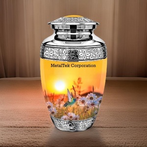Urna Funeraria Clásica Humming Bird Meadows con Vista al Atardecer, Urna de Metal de Latón Niquelado de Alta Calidad con Tapa de Rosca y Cierre - Product Image 5