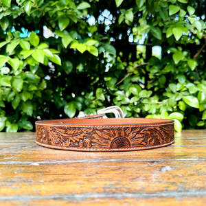 Ceinture Western Classique en Cuir de Vache Argentin Faite à la Main avec Motif Paisley et Boucle en Laiton Massif – Cuir Premium Durable pour Tenue Décontractée - Product Image 3