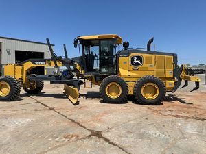 เครื่องจักรก่อสร้างมือสองและใหม่ ปี 2022 รถเกรดเดอร์แบบล้อ พร้อมมอเตอร์และปั๊ม ใช้งานมาแล้ว 10,000-20,000 ชั่วโมง ขาย - Product Image 4