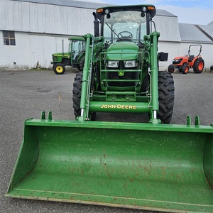 รถแทรกเตอร์2022 6135E 24/40/4WD เครื่องยนต์70HP/2WD พร้อมปั๊มเกียร์ตลับลูกปืน - Product Image 5