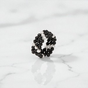 แหวนลูกปัดพลอยสีดำและไข่มุกขนาดเล็กแหวนดีไซน์เกลียวทำด้วยมือ-ของขวัญสำหรับผู้หญิง-แหวนอัญมณี - Product Image 1