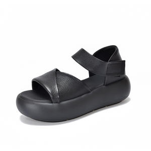 Sandales plates élégantes en cuir pour femmes, décontractées, d'été, à bout ouvert, confortables, pour la plage - Product Image 4