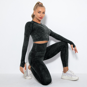 Ensembles de yoga ajustés personnalisés OEM pour femmes vêtements de sport sans couture entraînement Gym Fitness grande taille Leggings Shorts vêtements Tie Dye solide - Product Image 5