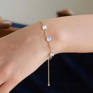 กำไลข้อมือสามหินมูนสโตนสำหรับนักเทนนิสหินสีรุ้งชุบทองสเตอริ่งทำด้วยมือหินประจำเดือนเกิด June - Product Image 2