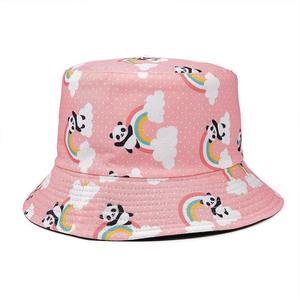 Vente en gros de chapeaux seau avec logo personnalisé unisexe en poly coton avec impression par sublimation en vrac accessoire de voyage quotidien pour adultes - Product Image 1