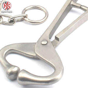 Sujetador de toros con control manual de fuerza y cadena, herramienta de sujeción para ganado de acero inoxidable - Product Image 5
