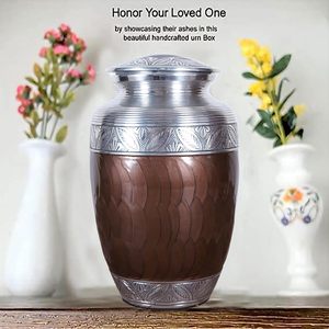 Urna de cremación de aluminio grabada para cenizas humanas para adultos | Caja decorativa de entierro hecha a mano, urnas funerarias grandes para hombres y mujeres - Product Image 2