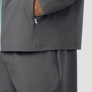 Chaqueta cortavientos Softshell ligera con capucha, abrigo impermeable para exteriores para correr, senderismo y ropa de calle diaria - Product Image 6