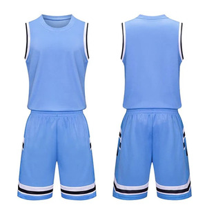 ชุดยูนิฟอร์มฟุตบอลผ้าโพลีเอสเตอร์แห้งเร็วระบายอากาศได้ดีชุดฟุตบอลออกแบบโลโก้ได้ตามต้องการ - Product Image 3