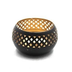 Pot de bougie décoratif unique en fer rond pour le salon et la décoration d'éclairage de Noël de table - Product Image 5