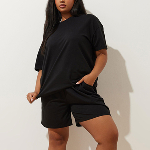 Vêtements d'été décontractés 100% coton personnalisés Ensemble short 2 pièces pour femmes Logo imprimé personnalisé Ensemble t-shirt et short surdimensionné pour femmes - Product Image 2