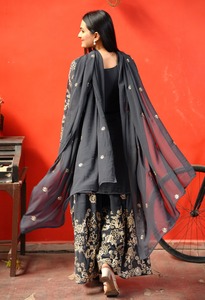 Nouveau concepteur solide motif Georgette Sharara costume mignon bohème décontracté genou longueur brodé renard codage séquence travail tissé - Product Image 5