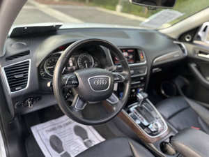 Audi Q5 Híbrido 2.0T quattro Prestige 2014 Usado, Volante a la Izquierda - Product Image 2