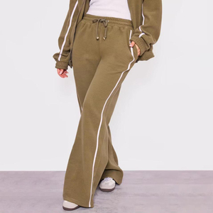 Ensemble de sweatshirts à capuche et de pantalons de survêtement légers et respirants pour femme Pantalon de survêtement évasé personnalisé 350Gsm et survêtement à capuche zippé - Product Image 2