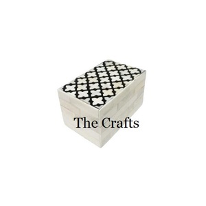 Caja de almacenamiento de exhibición de joyería de trabajo de madera y fregona de Calidad exclusiva para anillo, collar, pendiente, joyero en India - Product Image 1