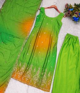 Tenue de fête et de mariage de style Bollywood Salwar Kameez en soie brodée verte et jaune pour femme avec vêtements ethniques indiens Dupatta - Product Image 5