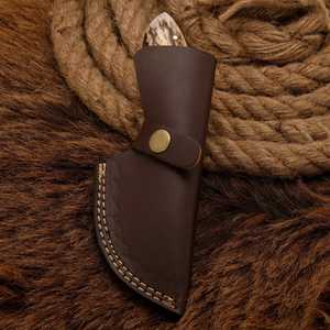 มีดทำมือ DIY OEM เหล็กดามัสกัส ใบมีดคงที่ สำหรับล่าสัตว์และตั้งแคมป์ ด้ามทำจากเขาสัตว์ พร้อมปลอกหนังสั่งทำ - Product Image 6