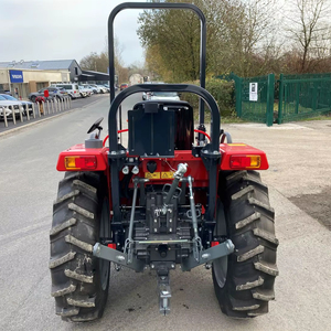 Tractor Compacto Massey Ferguson E 1740, Tractor Agrícola Utilitario de 4 Ruedas para Uso en Campos y Granjas - Product Image 3
