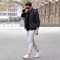 Jaket Bomber Pria Formal Musim Dingin Laris Manis, Bahan Softshell Ringan, Bernapas, Poliester, Bordir, Kerah Tegak, Resleting, Saku