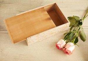 Caja de pañuelos de madera más vendida con incrustaciones de nácar, regalo perfecto para esposa, amigos, coche, hogar por ARTISAN AURA - Product Image 2