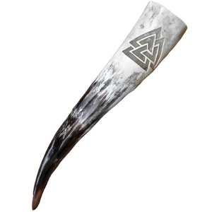 Artesanías naturales hechas a mano, jarra de estilo medieval duradera, cuerno para beber vikingo pulido, gancho de cuero para bodas en casa, regalos - Product Image 3