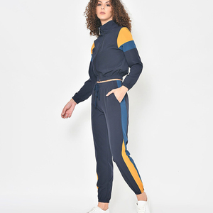 Ensemble de survêtement athlétique deux pièces pour femme, 100 % coton, très extensible, col en V, longueur intégrale, respirant et réversible, style hip-hop, pour l'hiver - Product Image 6