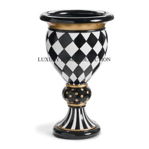 Maceta de metal floral en relieve a mano con artesanía exquisita, perfecta para arreglos de plantas de interior y exterior de lujo - Product Image 1