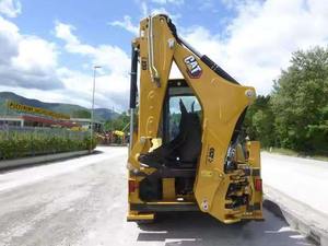 Chargeur rétrocaveuse CAT 444 d'occasion de qualité supérieure avec pompe pour les applications à usage intensif - Product Image 4