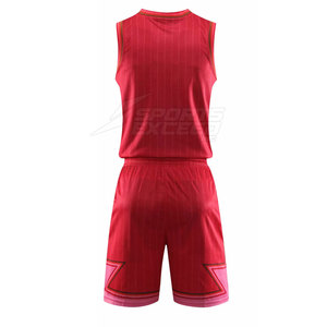Uniforme de Baloncesto Personalizado de Manga Corta Transpirable a Precio de Fábrica con Material 100% Poliéster, Diseña el Tuyo - Product Image 3