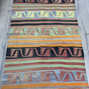 พรมคิลิมวินเทจขนาด 3.3x11.5 ฟุต สีน้ำตาลลายดอกไม้ พรมขนสัตว์ตุรกี - Product Image 3