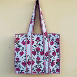 Gros indien matelassé coton bloc imprimé sac fourre-tout floral à la main grand sac à bandoulière pour les femmes Style de la mode - Product Image 1