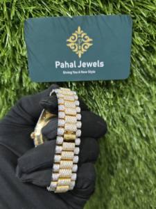 Montre de luxe pour homme Hip Hop Moissanite sertie de diamants, cadran entièrement serti de diamants, ton or, style moderne et affirmé, bracelet mécanique haut de gamme - Product Image 5