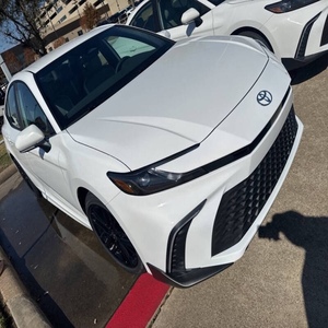 Toyota Camry SE 2026 d'occasion en excellent état - Product Image 1