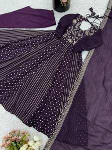 NOUVEAU RADHE EXPORT Robe ANARKALI Traditionnelle pour Femme, Robes de Mariage Indiennes/Pakistanaises, Robe de Soirée avec Dupatta Broderie et Sequins - Product Image 6