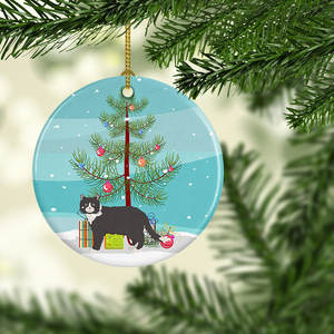 Adorno Navideño de Cerámica con Forma de Gato Poodle, Elegante Adorno Festivo con Diseño de Gato - Product Image 2