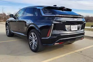 Usado 2024 C a d i **** l a c Lyriq AWD lujo EV Crossover 500-HP todo SUV eléctrico - Product Image 3