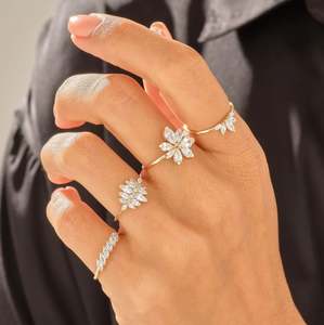 แหวนเพชรเพียร์ทรงดอกไม้ ดีไซน์หรูหรา ทองคำ 14K ประดับเพชรเพาะเลี้ยง IGI แท้ ของขวัญวันครบรอบสำหรับเธอ - Product Image 2