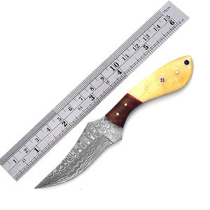Ensemble de couteaux skinner à lame fixe en acier damas de taille personnalisée, 7 pièces, couteau de chasse fait main à haute teneur en carbone avec support OEM - Product Image 4