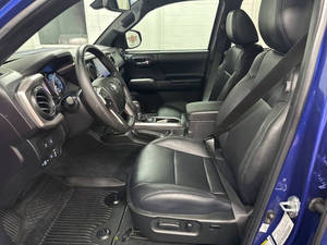 Usado 2023 T * oyota Tacoma Limited - Product Image 3