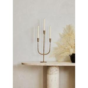 Bougeoir luxueux en laiton avec beauté artisanale et finition de haute qualité idéal pour la décoration intérieure et la décoration de la maison - Product Image 1