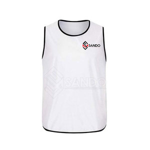 Venta al por mayor de Baberos de entrenamiento reversibles perfectos para el fútbol, baloncesto y más Chaleco de entrenamiento deportivo multicolor - Product Image 1