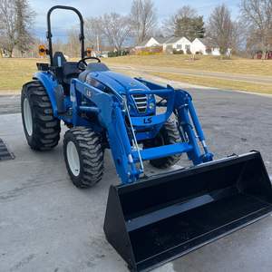 Nuevo Tractor LS MT125 Compacto 4x4 para Pequeñas Granjas y Jardines |   Diésel de 25 hp |   Listo para enviar desde - Product Image 1