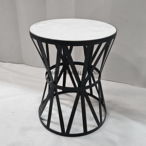 Mesa de centro redonda de madera natural Bases de marco de metal contemporáneo en una variedad de colores para uso versátil - Product Image 3