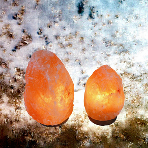 Lámpara de Sal Redonda Tallada a Mano con Tema Floral, Material 100% Orgánico de Calidad, Transpirable - Product Image 4