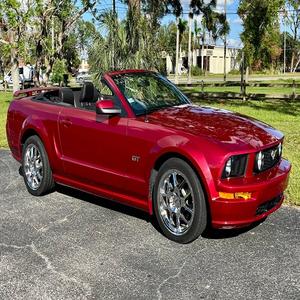 USADO LHD/RHD 2005 F ORD MUSTANG GT CONVERTIBLE - Product Image 1