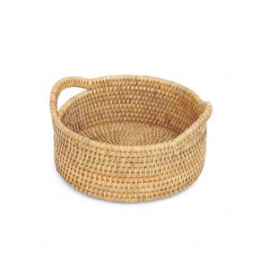 Plateau arrondi en rotin fabriqué à la main avec poignées Petit design rustique pour la cuisine à manger Assiette décorative pour servir des collations - Product Image 1