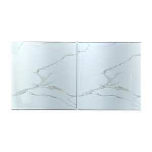 Carreaux en porcelaine émaillée aspect marbre blanc style Calacatta, designs élégants pour sols et murs, design en marbre blanc brillant - Product Image 1